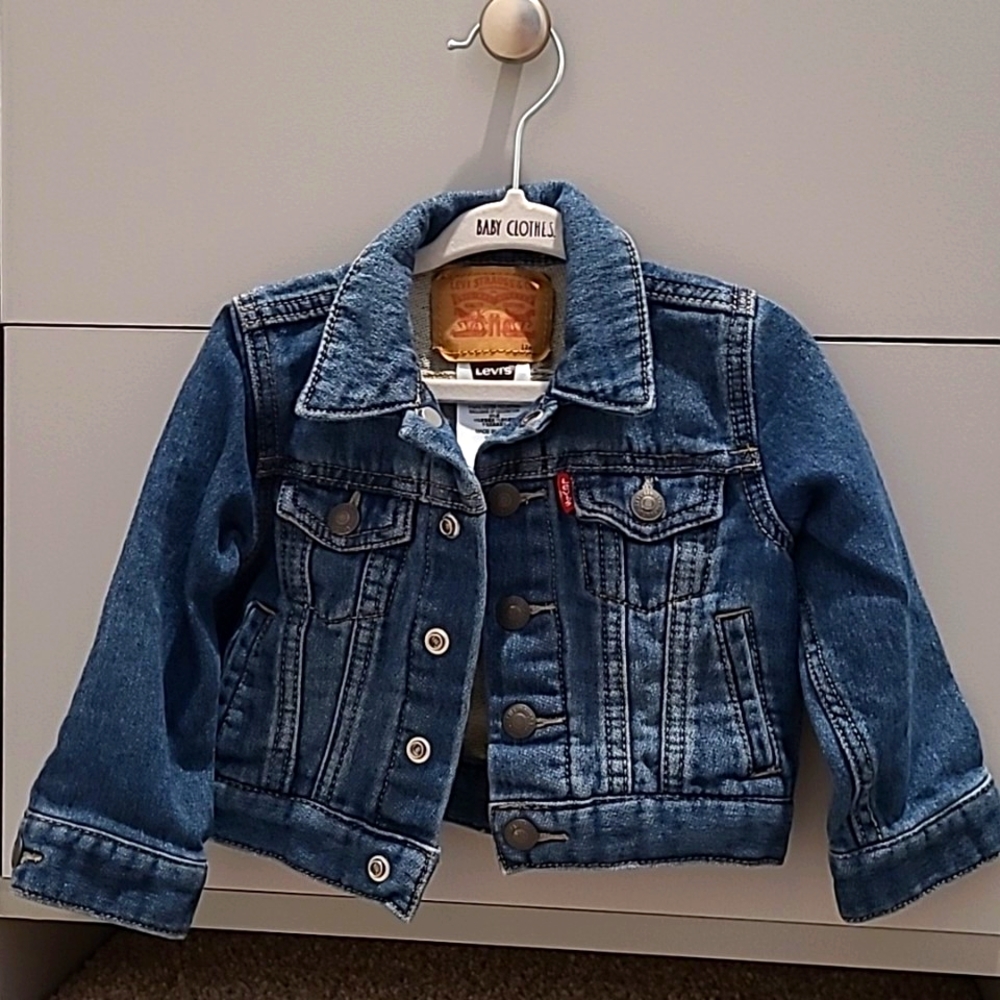Levi's trucker jacket 12M